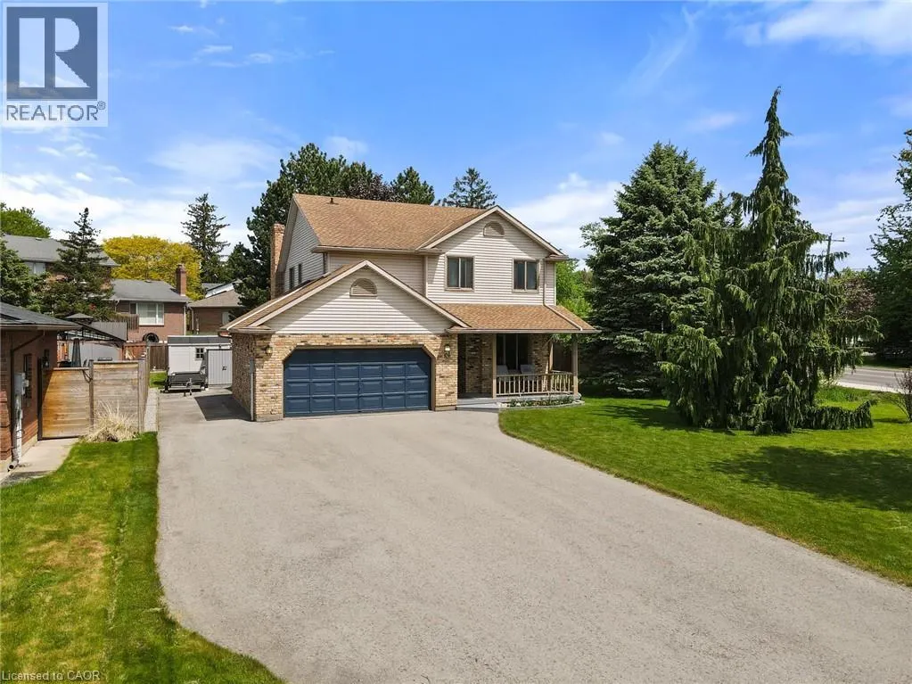 106 SPRUCESIDE Crescent