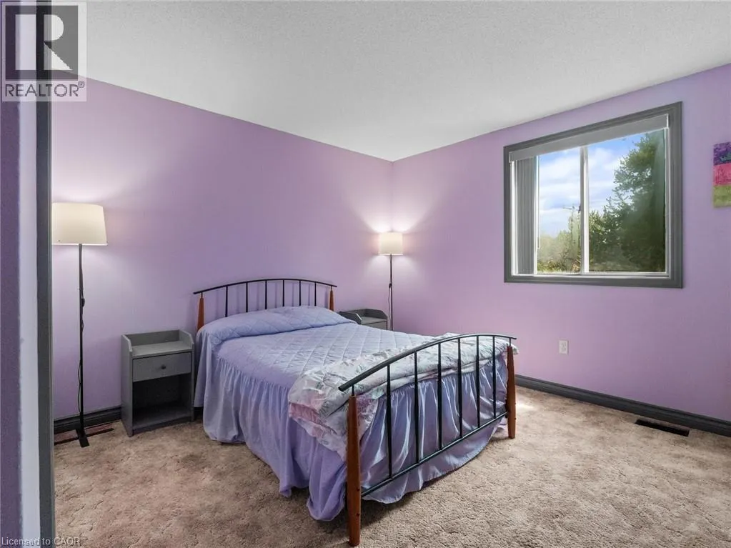 106 SPRUCESIDE Crescent