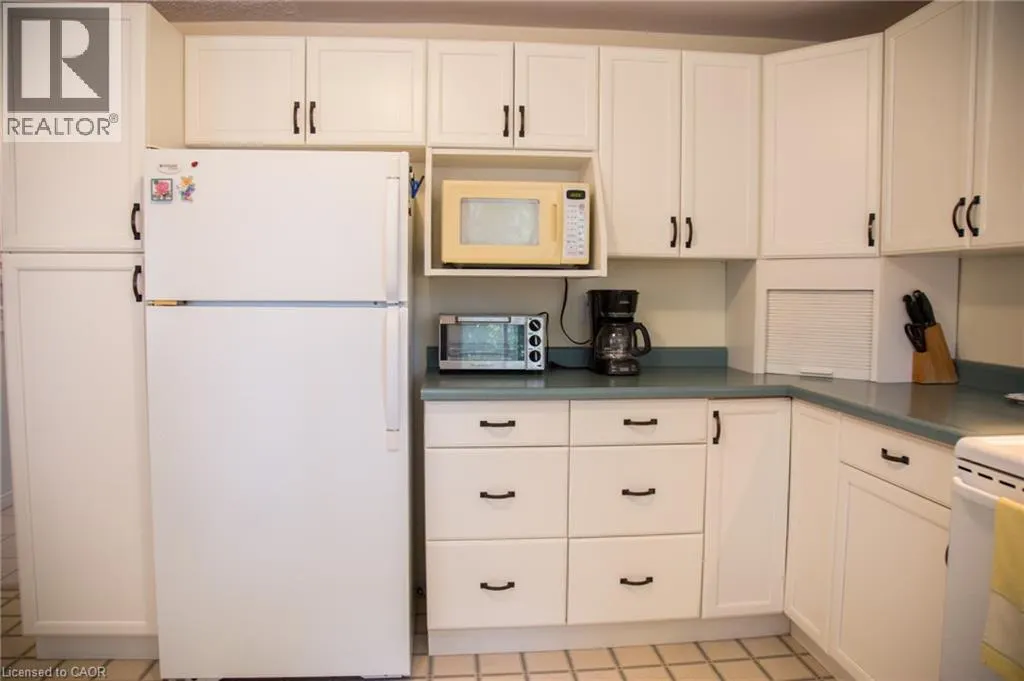 264 RICHARDSON Drive Unit# 3, #3
