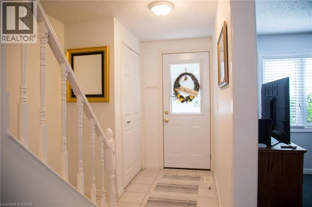 264 RICHARDSON Drive Unit# 3, #3