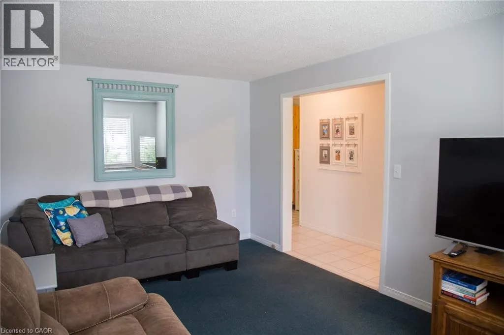 264 RICHARDSON Drive Unit# 3, #3