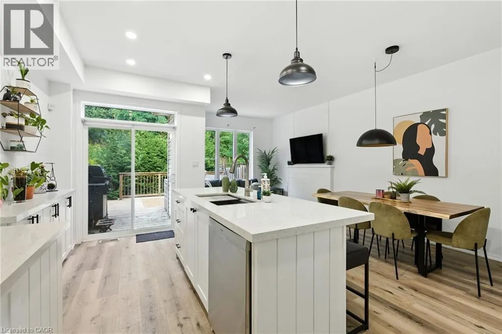 21 DIANA Avenue Unit# 61, #61
