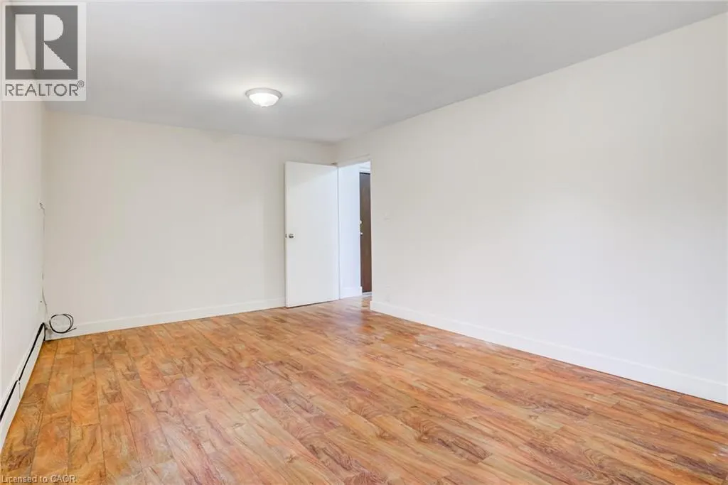 807 ROBINSON Street Unit# B, #B