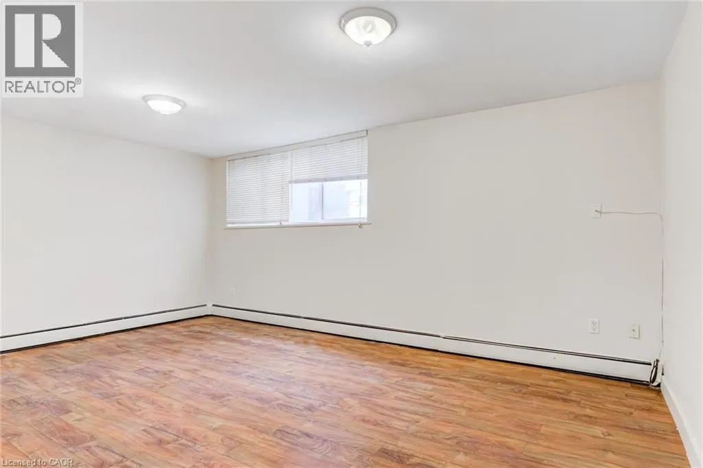 807 ROBINSON Street Unit# B, #B