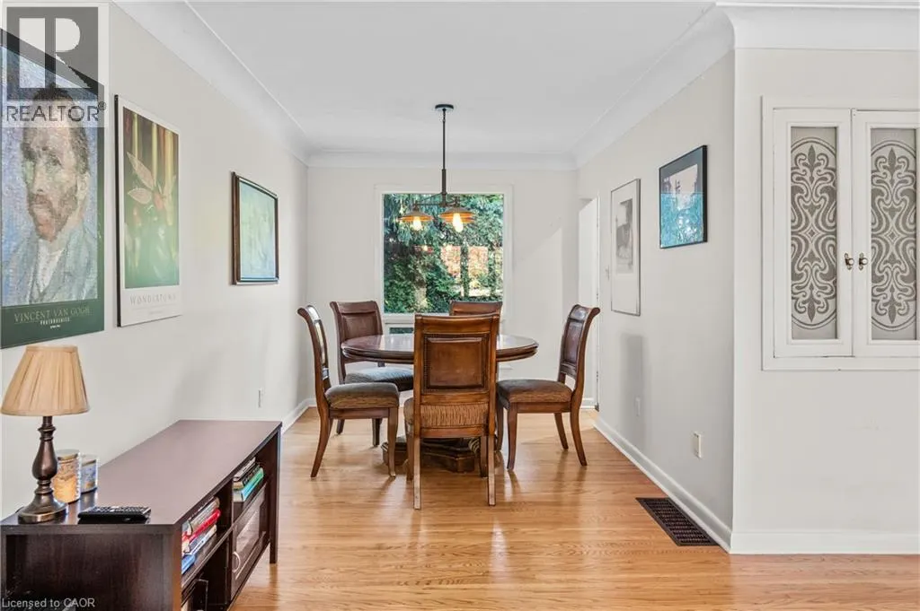 375 CLARENDON Drive
