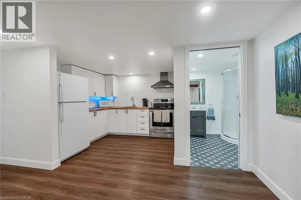 181 WEST 18TH Street