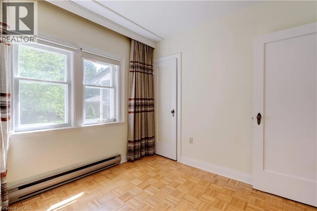 257 BROADWAY Avenue