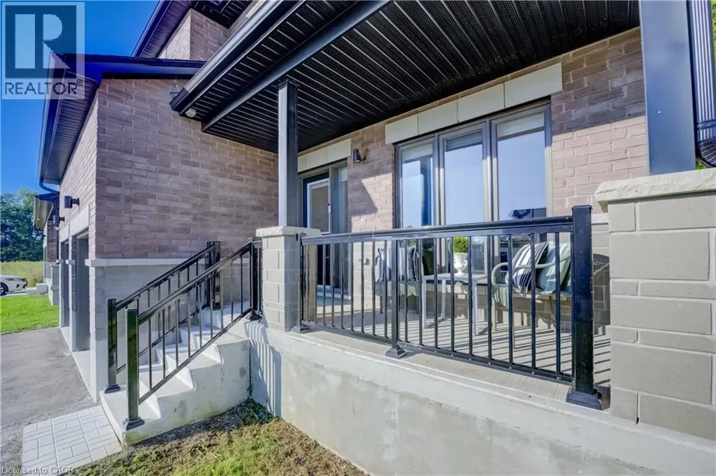 55 TULIP Crescent
