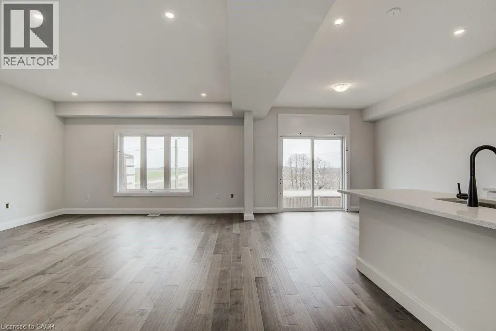 243 APPLEWOOD Street Unit# 14, #14