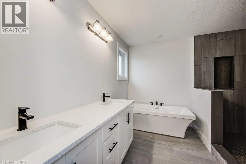 243 APPLEWOOD Street Unit# 14, #14