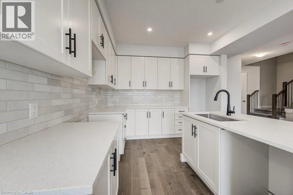 243 APPLEWOOD Street Unit# 14, #14