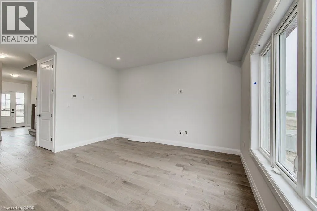 243 APPLEWOOD Street Unit# 14, #14