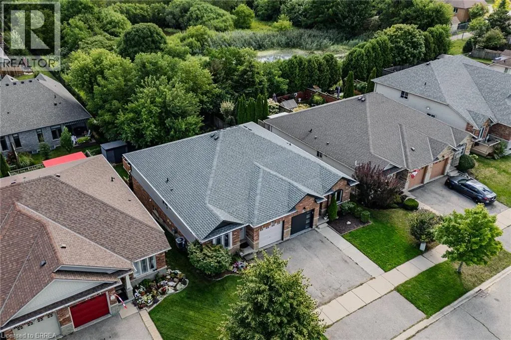 60 SAVANNAH RIDGE Drive