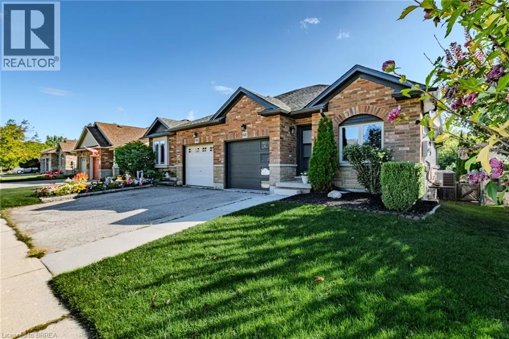 60 SAVANNAH RIDGE Drive