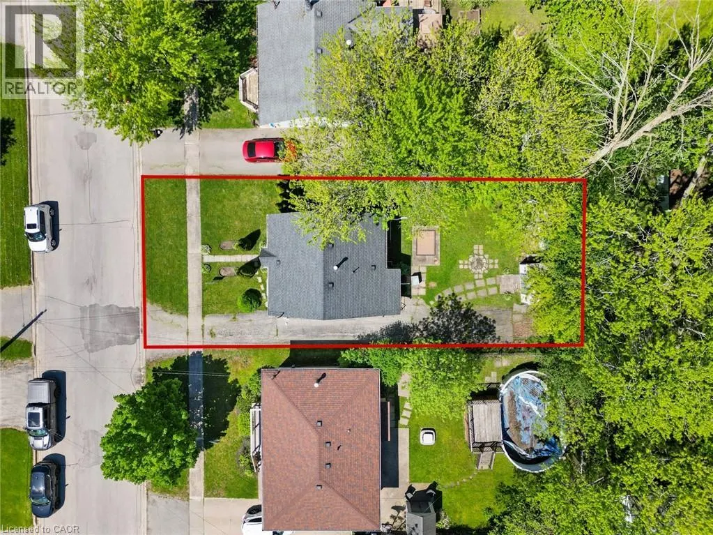 3 PHYLLIS Street