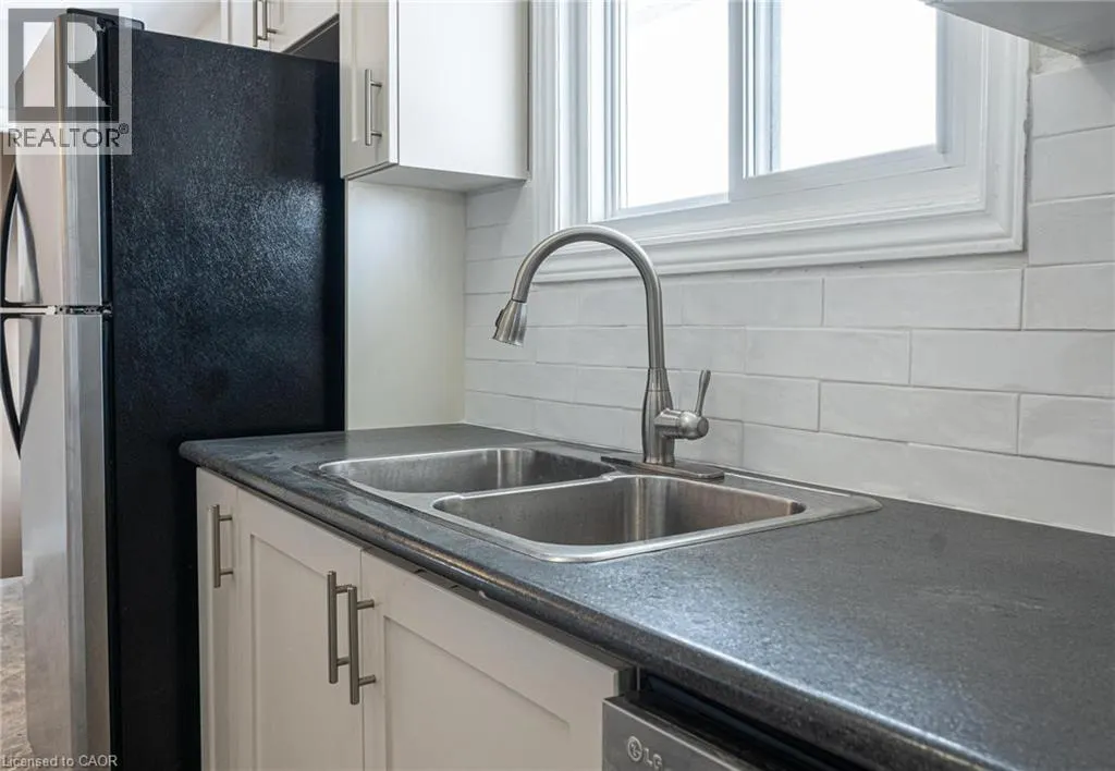 60 BURFIELD Avenue Unit# 1, #1