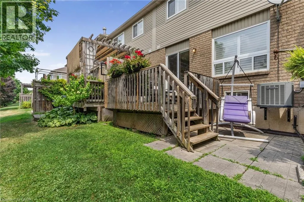 130 ROBERT Street Unit# 32, #32