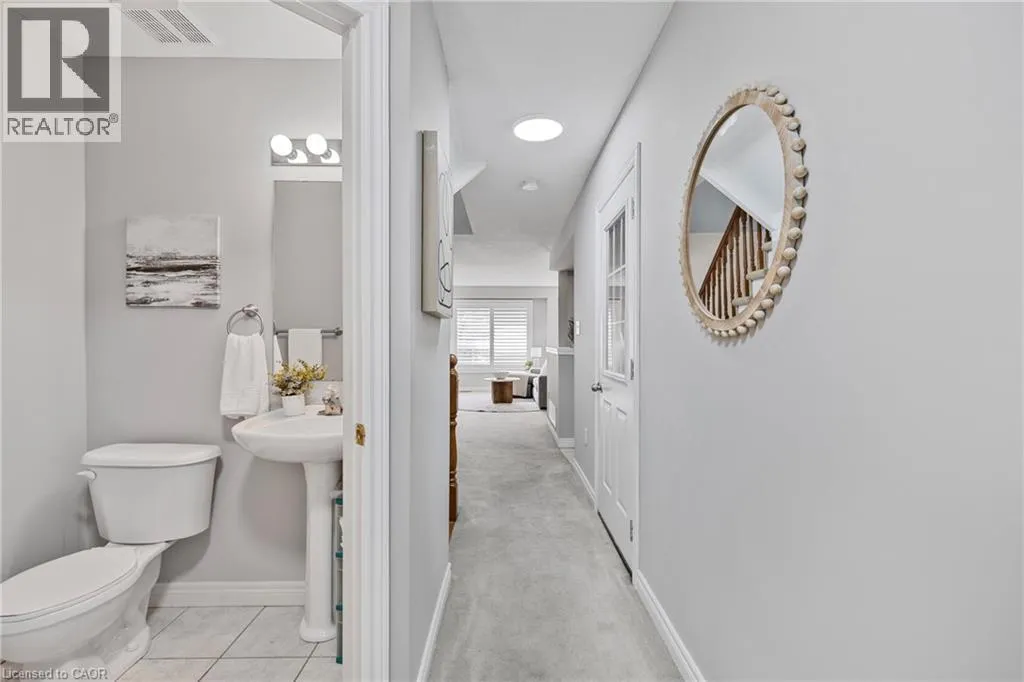 130 ROBERT Street Unit# 32, #32