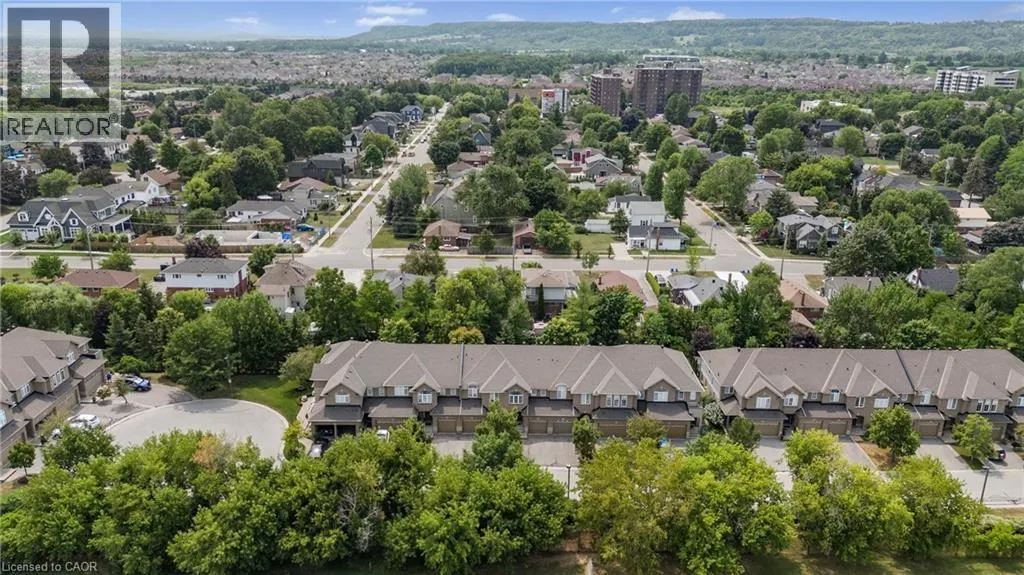 130 ROBERT Street Unit# 32, #32