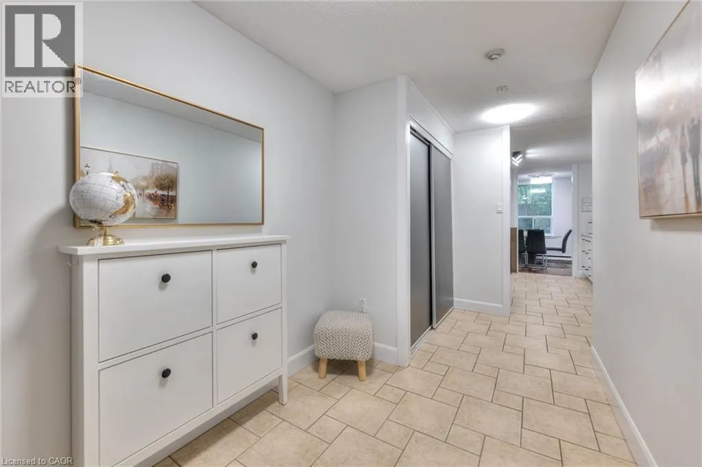 35 GREEN VALLEY Drive Unit# 103, #103