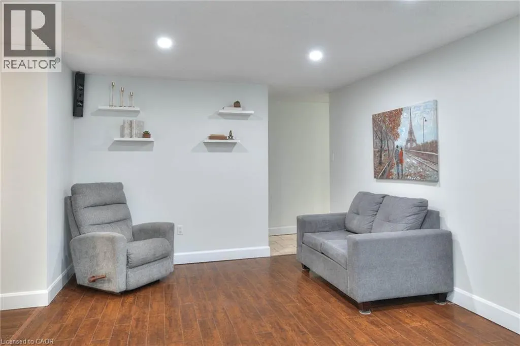 35 GREEN VALLEY Drive Unit# 103, #103