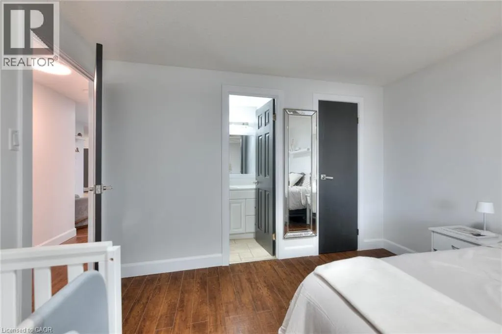 35 GREEN VALLEY Drive Unit# 103, #103