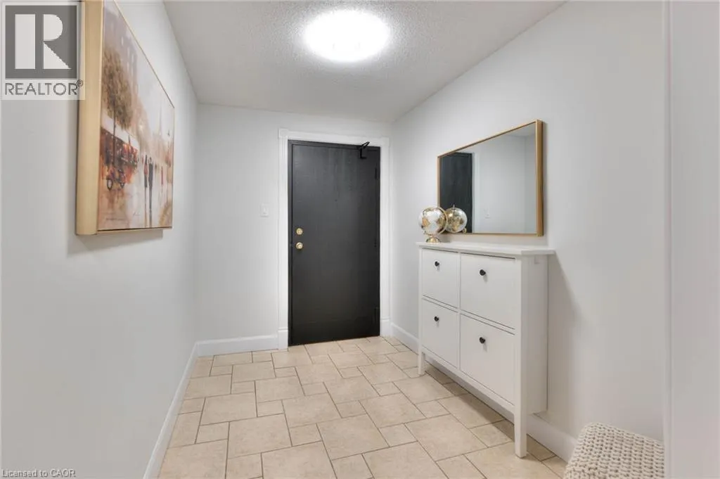 35 GREEN VALLEY Drive Unit# 103, #103