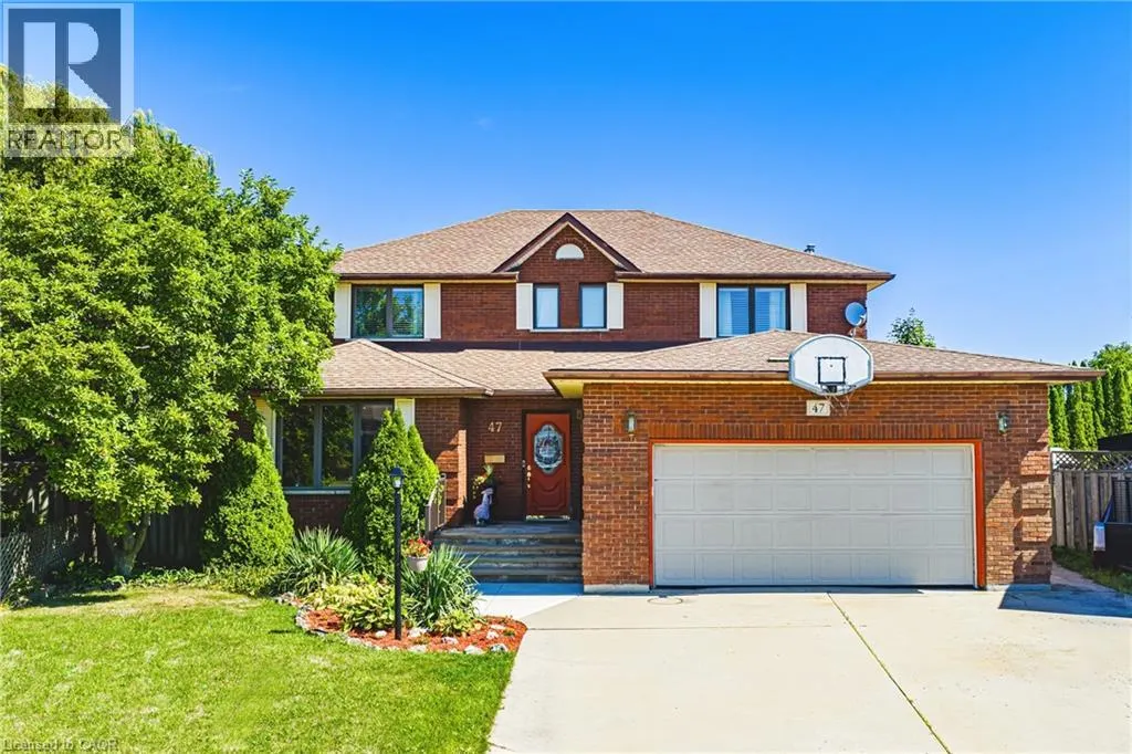 47 TRENHOLME Crescent