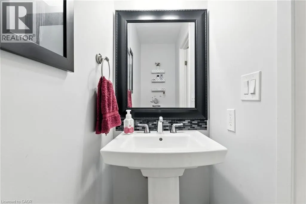 2254 UPPER MIDDLE Road Unit# 3, #3