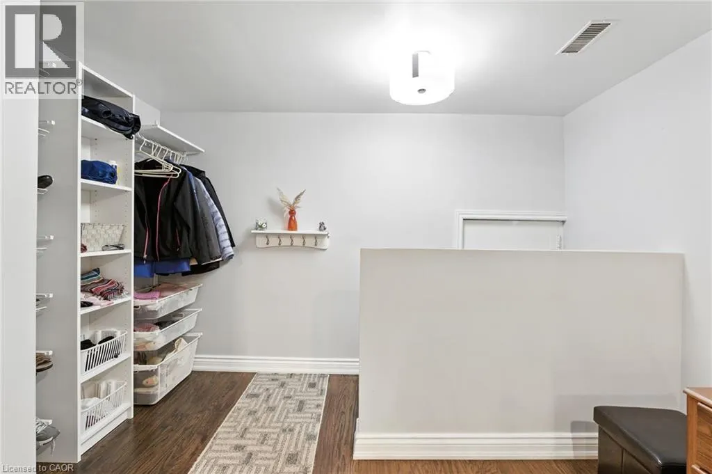 2254 UPPER MIDDLE Road Unit# 3, #3