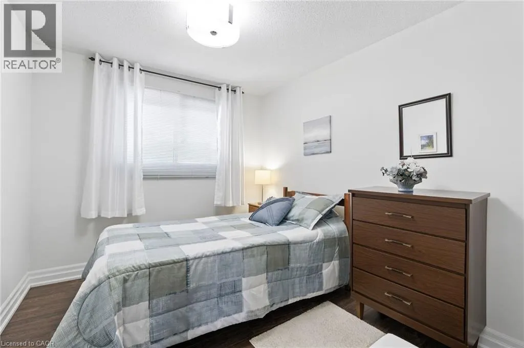 2254 UPPER MIDDLE Road Unit# 3, #3