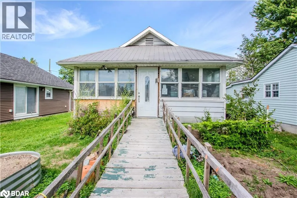 1056 WOOD Street