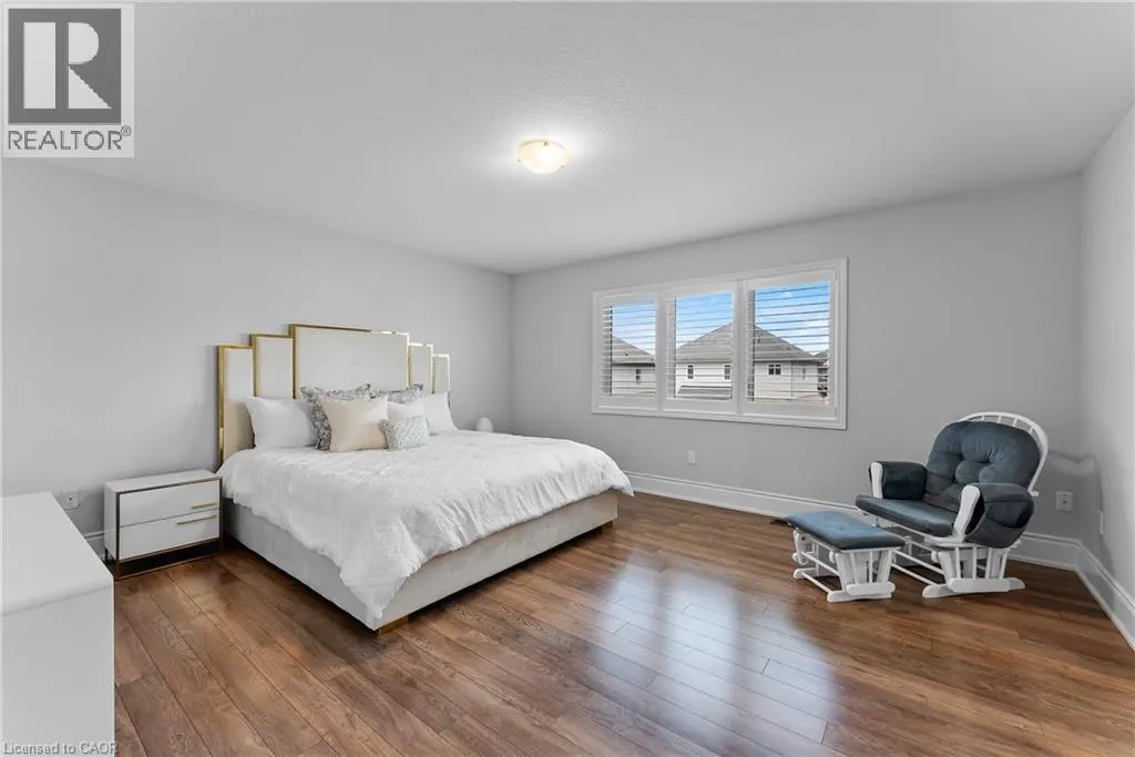 85 SUNSET Way