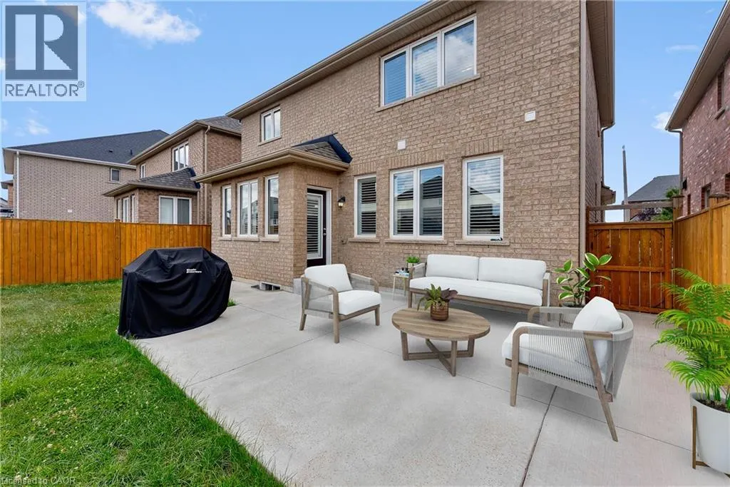 85 SUNSET Way
