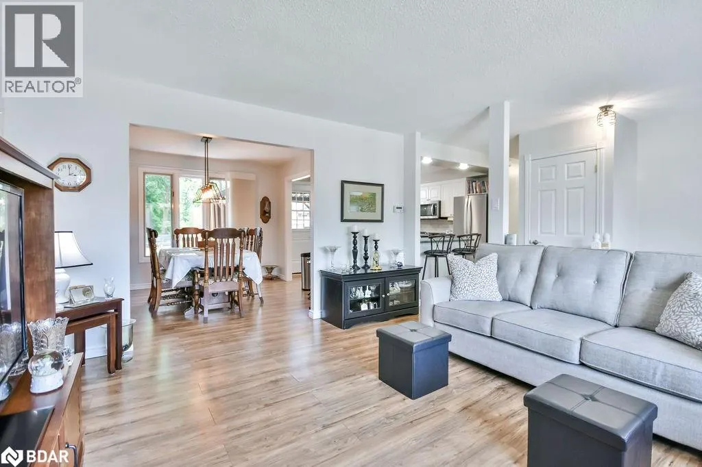 80 CUNDLES Road E