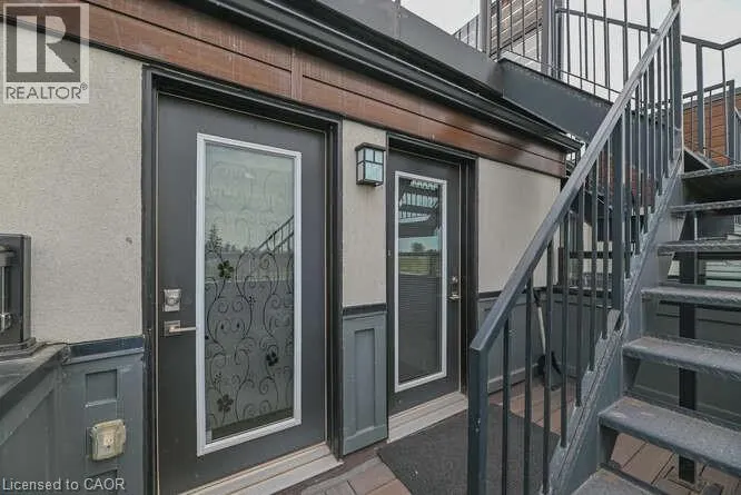 35 MIDHURST Heights Unit# 15, #15