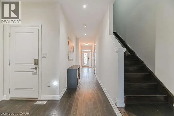 35 MIDHURST Heights Unit# 15, #15