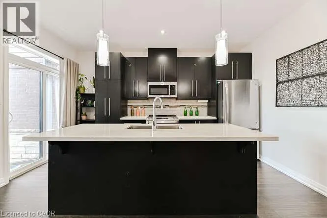 35 MIDHURST Heights Unit# 15, #15