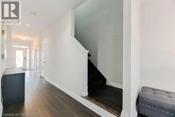 35 MIDHURST Heights Unit# 15, #15