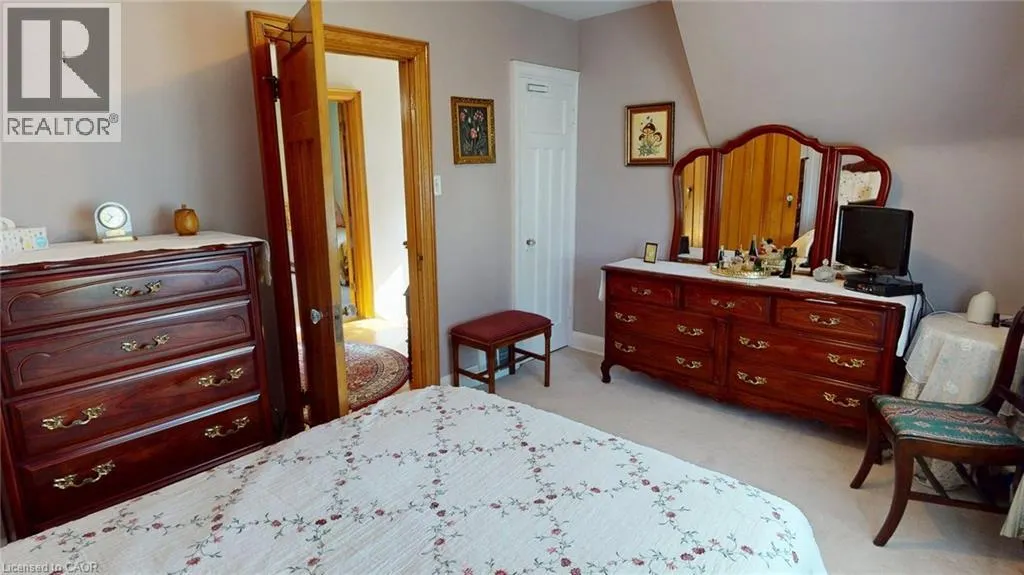 12 ORCHARD Hill