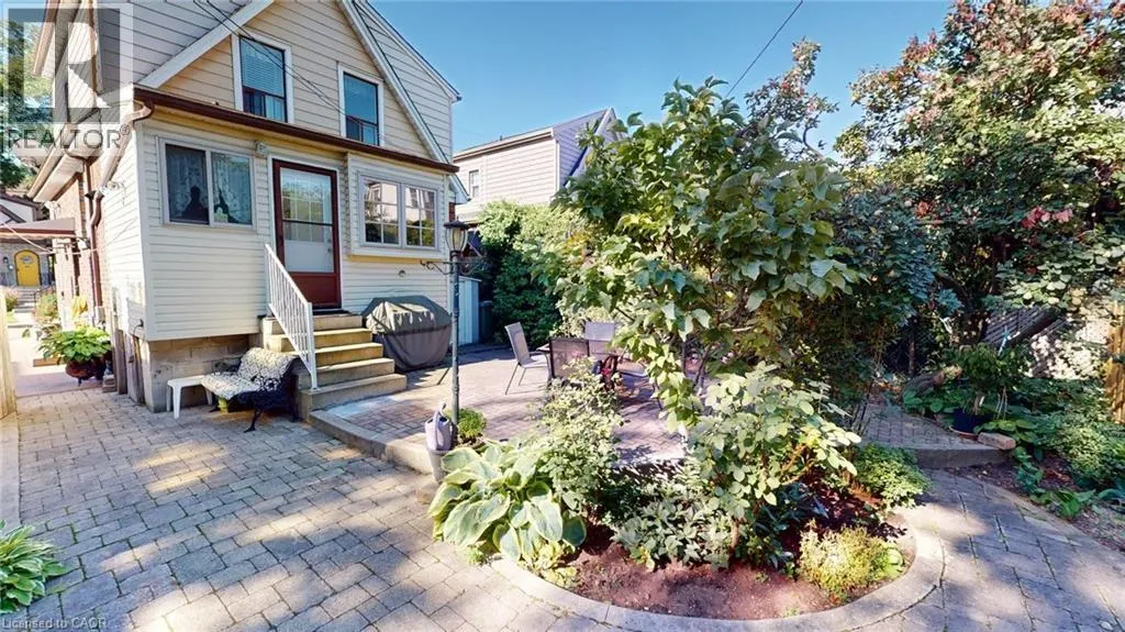 12 ORCHARD Hill