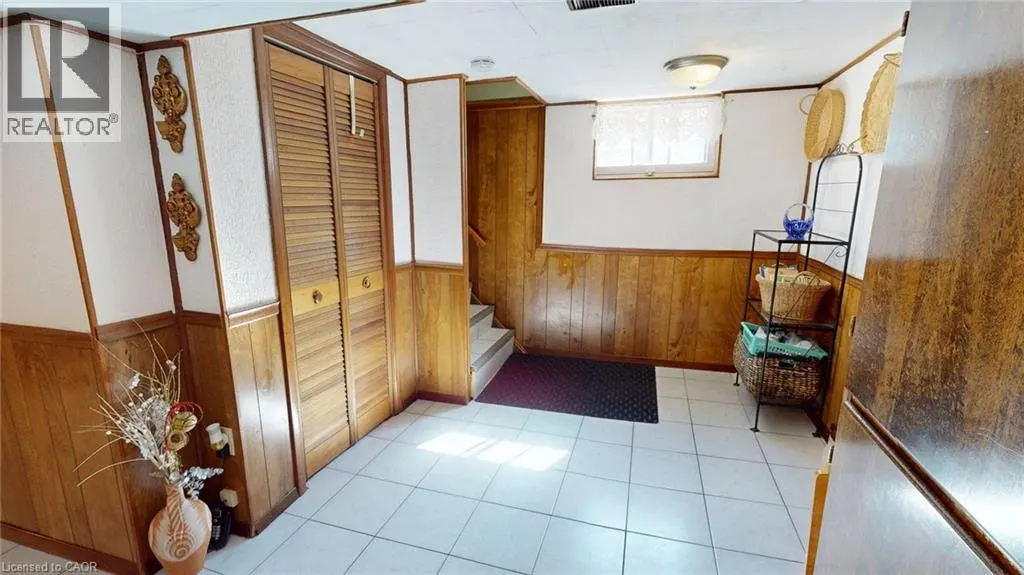 12 ORCHARD Hill