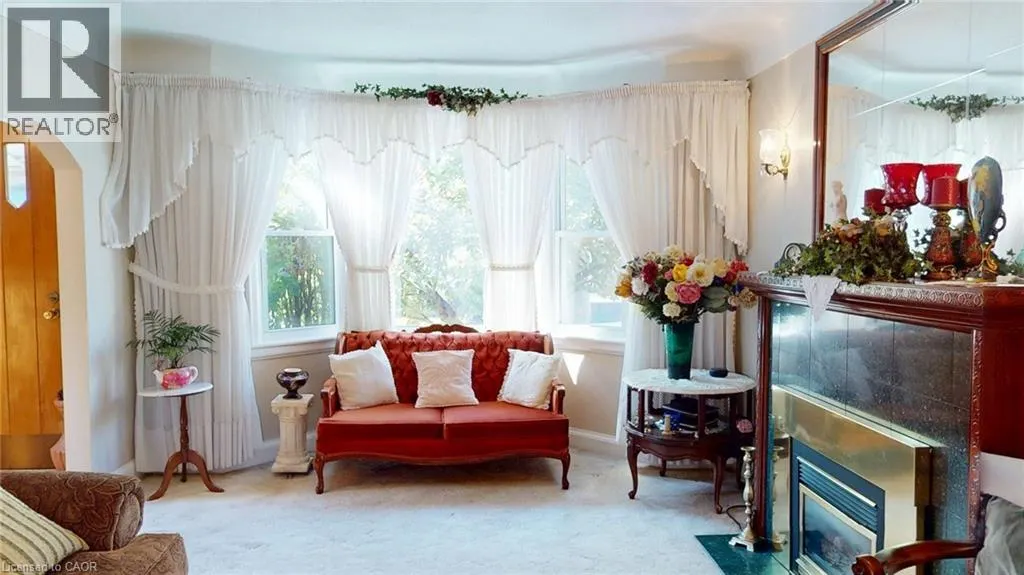 12 ORCHARD Hill