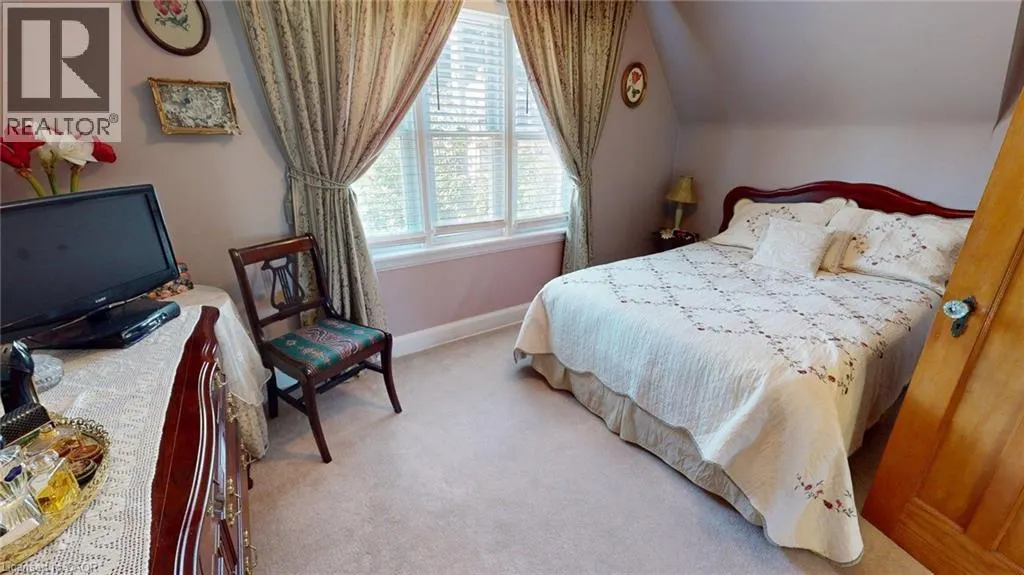 12 ORCHARD Hill