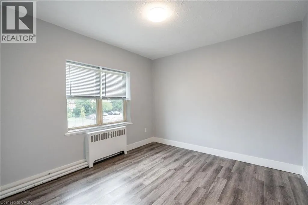 452 ABERDEEN Avenue Unit# 13, #13