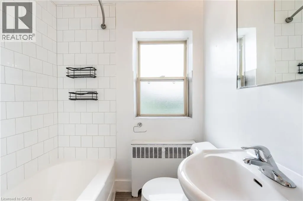 452 ABERDEEN Avenue Unit# 13, #13