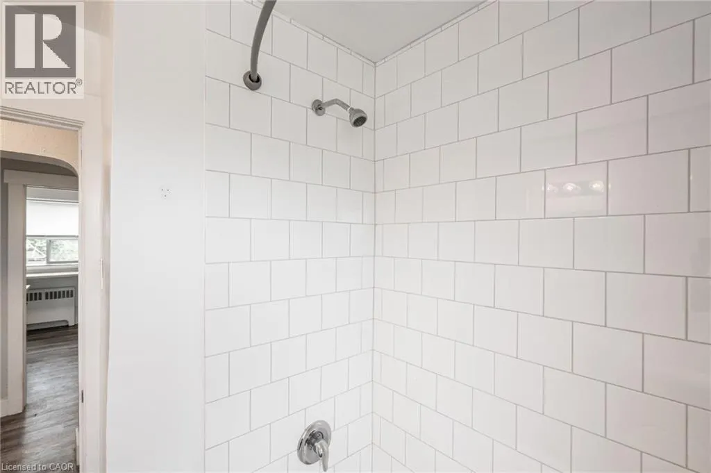 452 ABERDEEN Avenue Unit# 13, #13