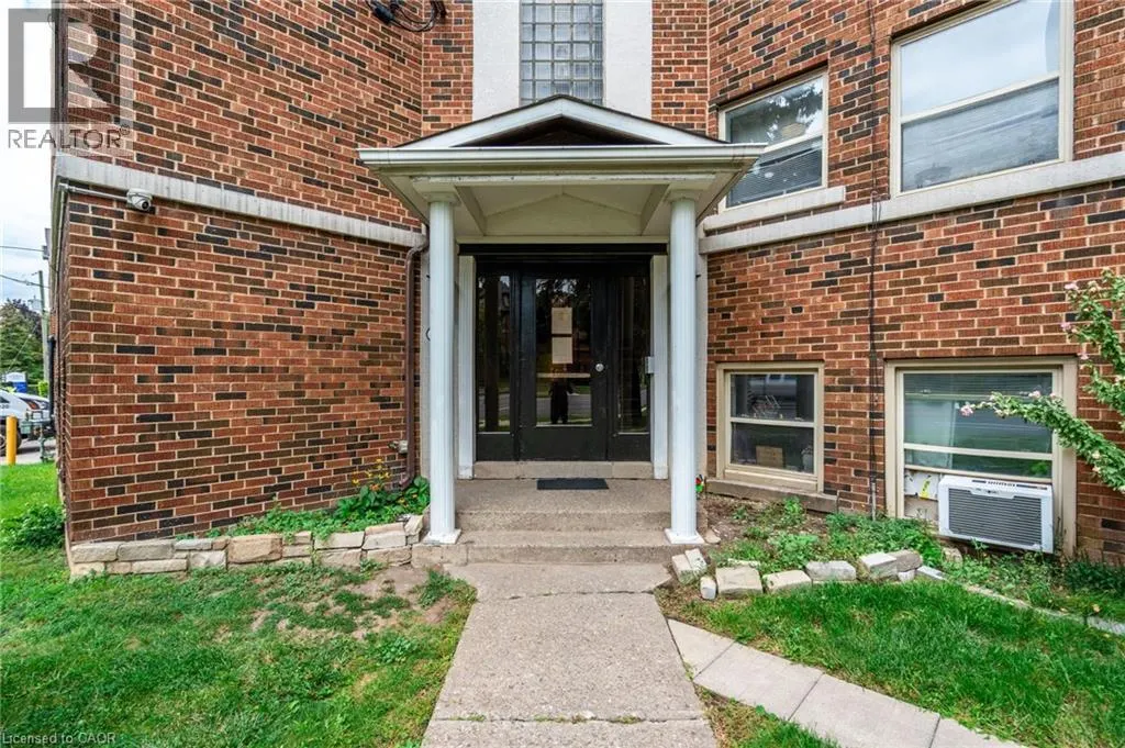 452 ABERDEEN Avenue Unit# 13, #13