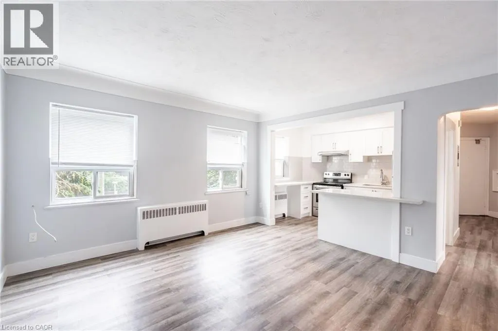 452 ABERDEEN Avenue Unit# 13, #13