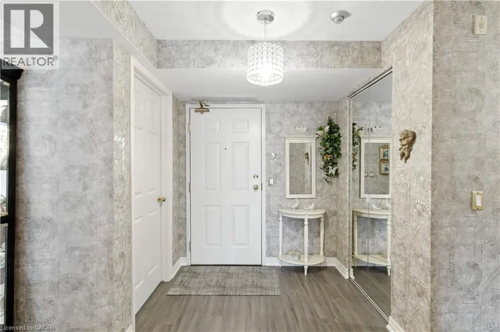 980 GOLF LINKS Road Unit# 101, #101